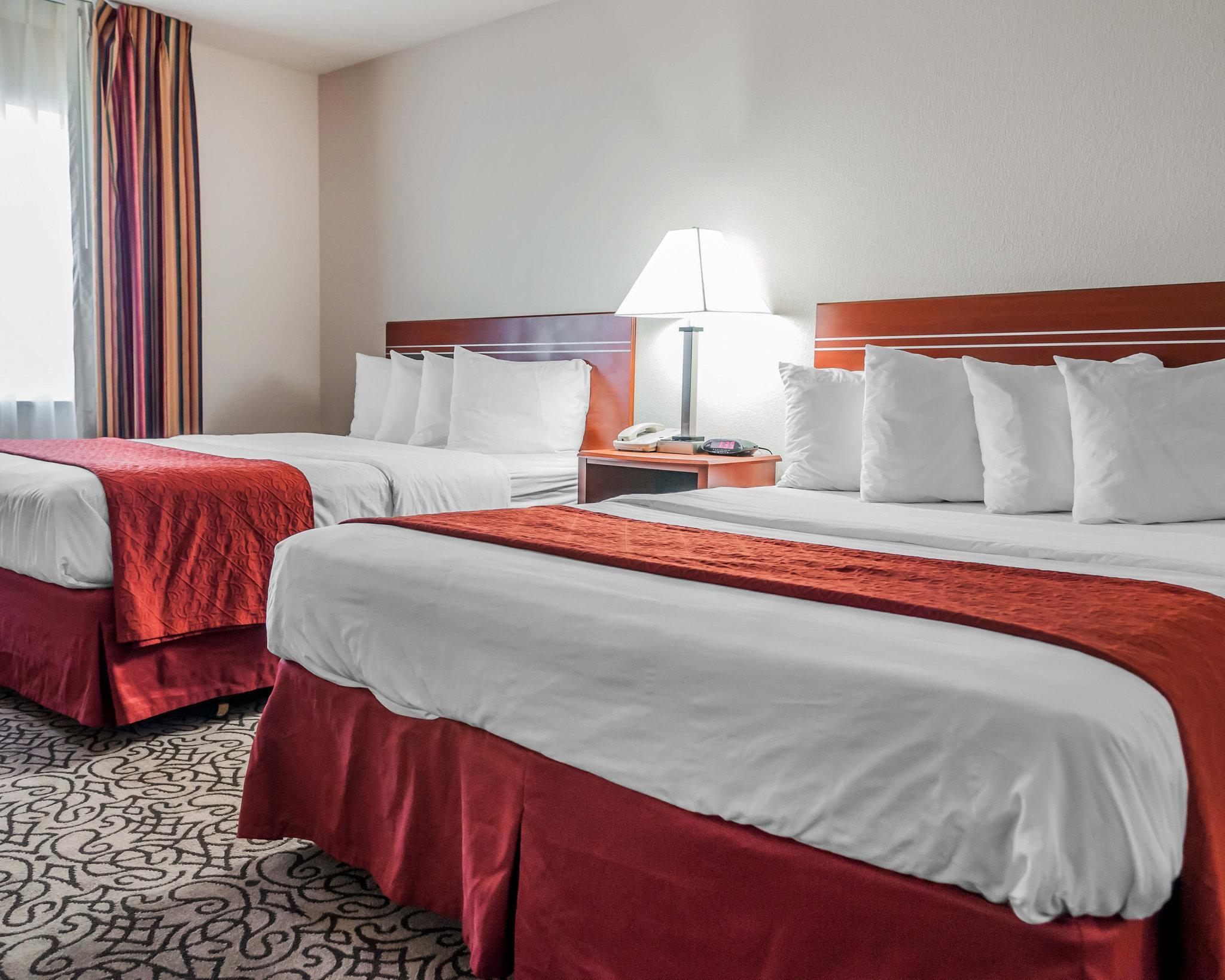 Comfort Inn & Suites פואבלו מראה חיצוני תמונה